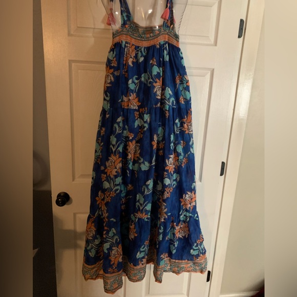 Crown & Ivy Floral Blue Maxi Dress - Picture 13 of 16